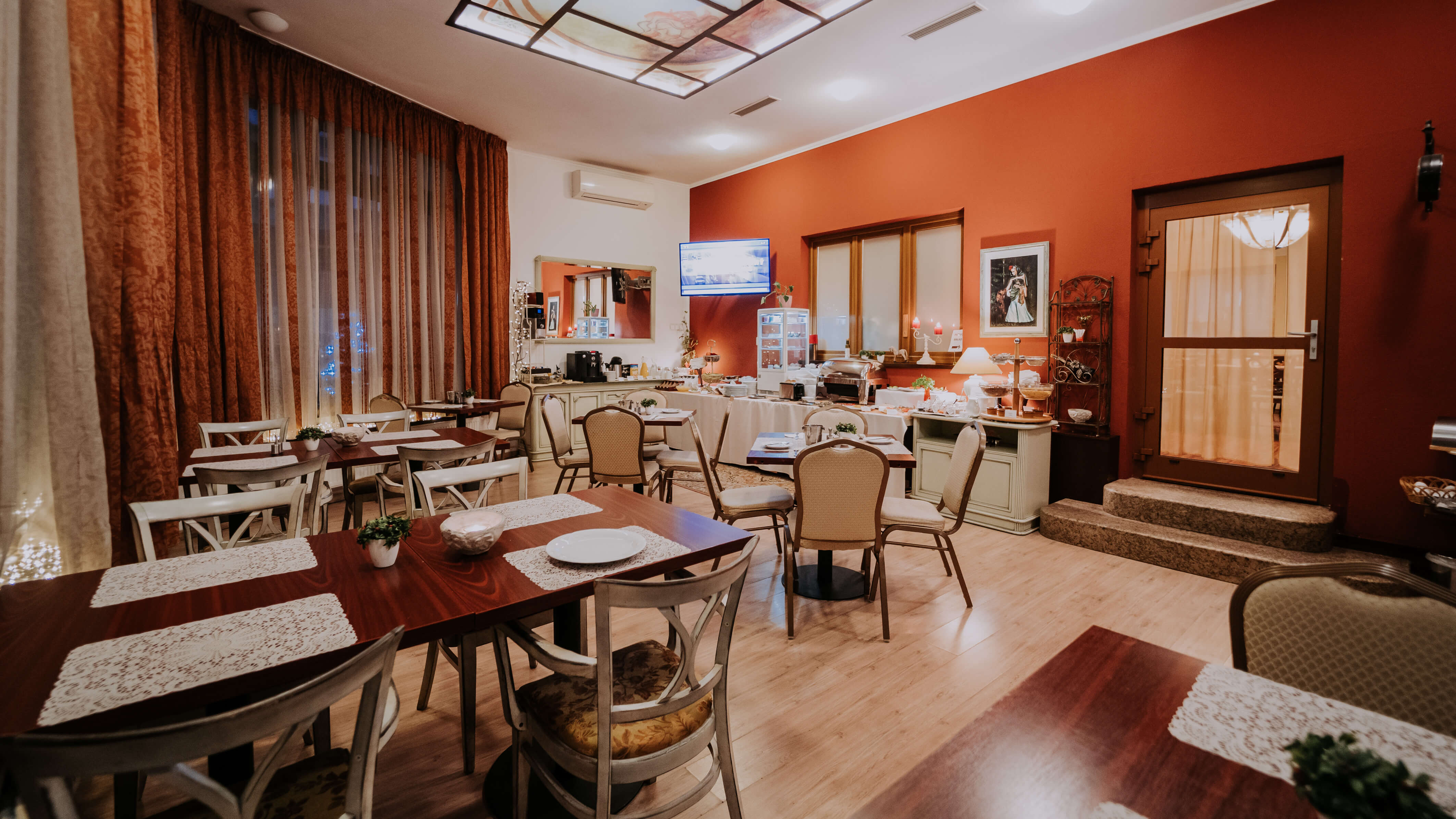 saloon ambiente photo 5