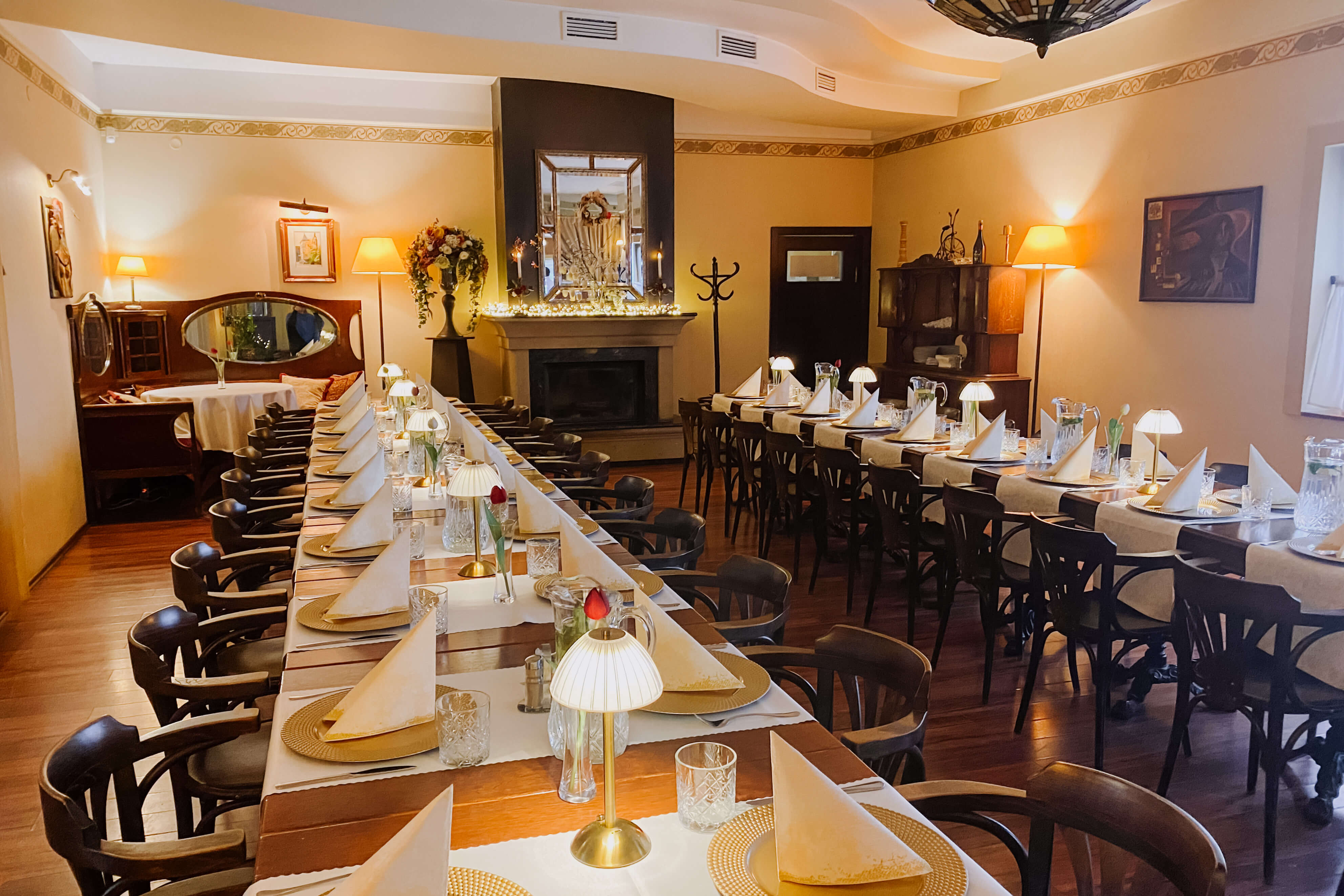 saloon cafe-restaurant photo 4