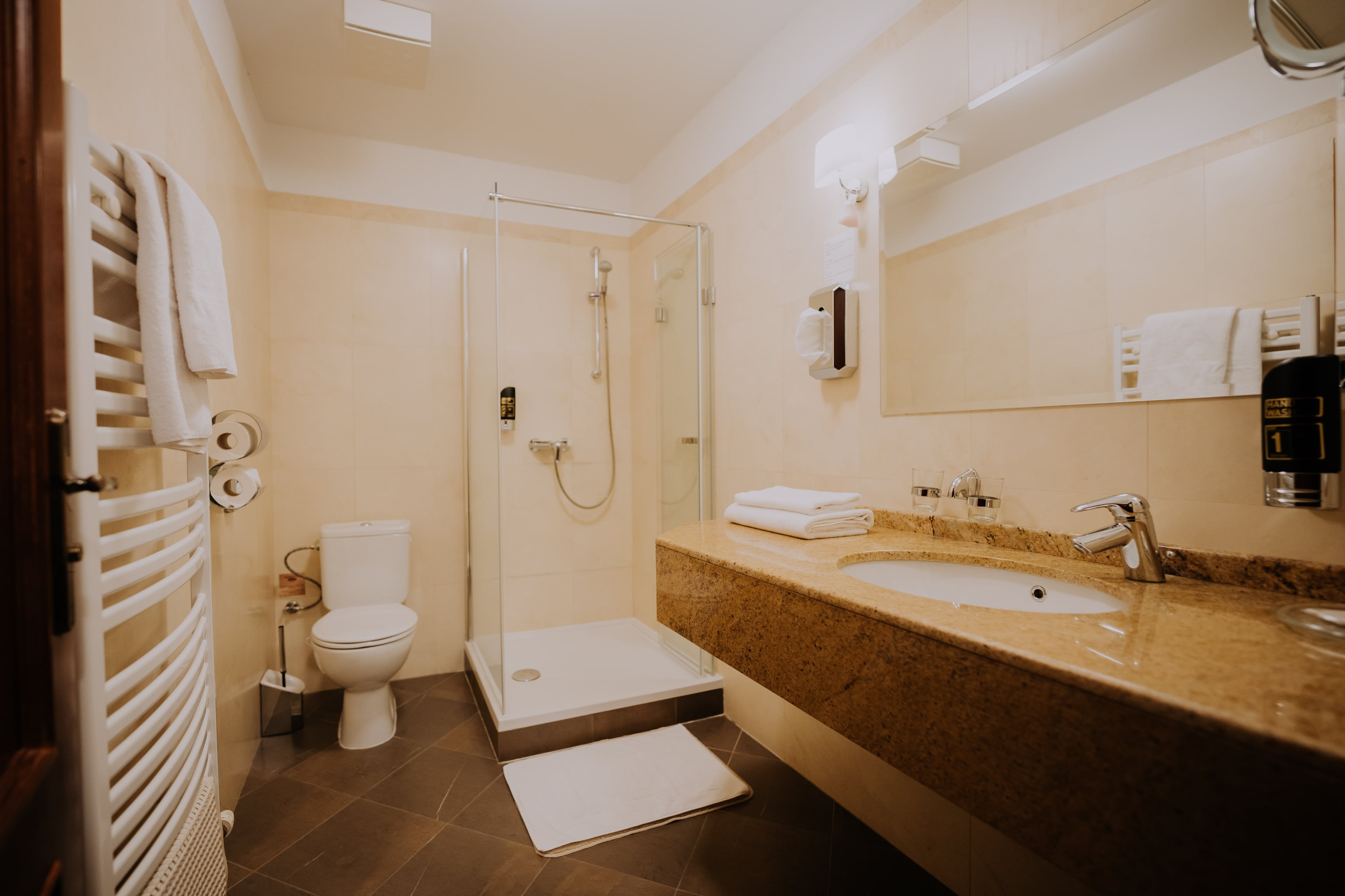 Exclusive room photo 5