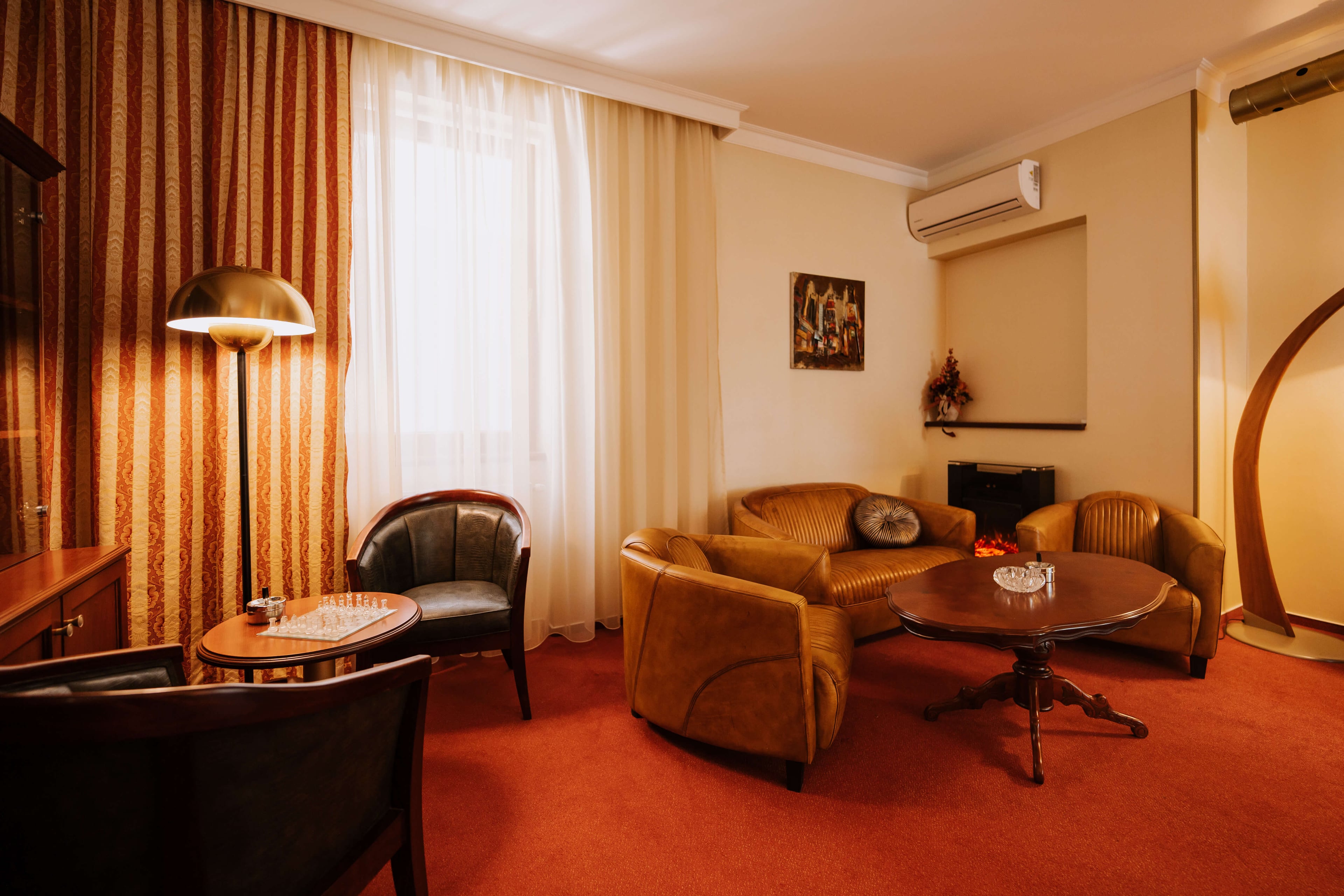 saloon forte photo 1