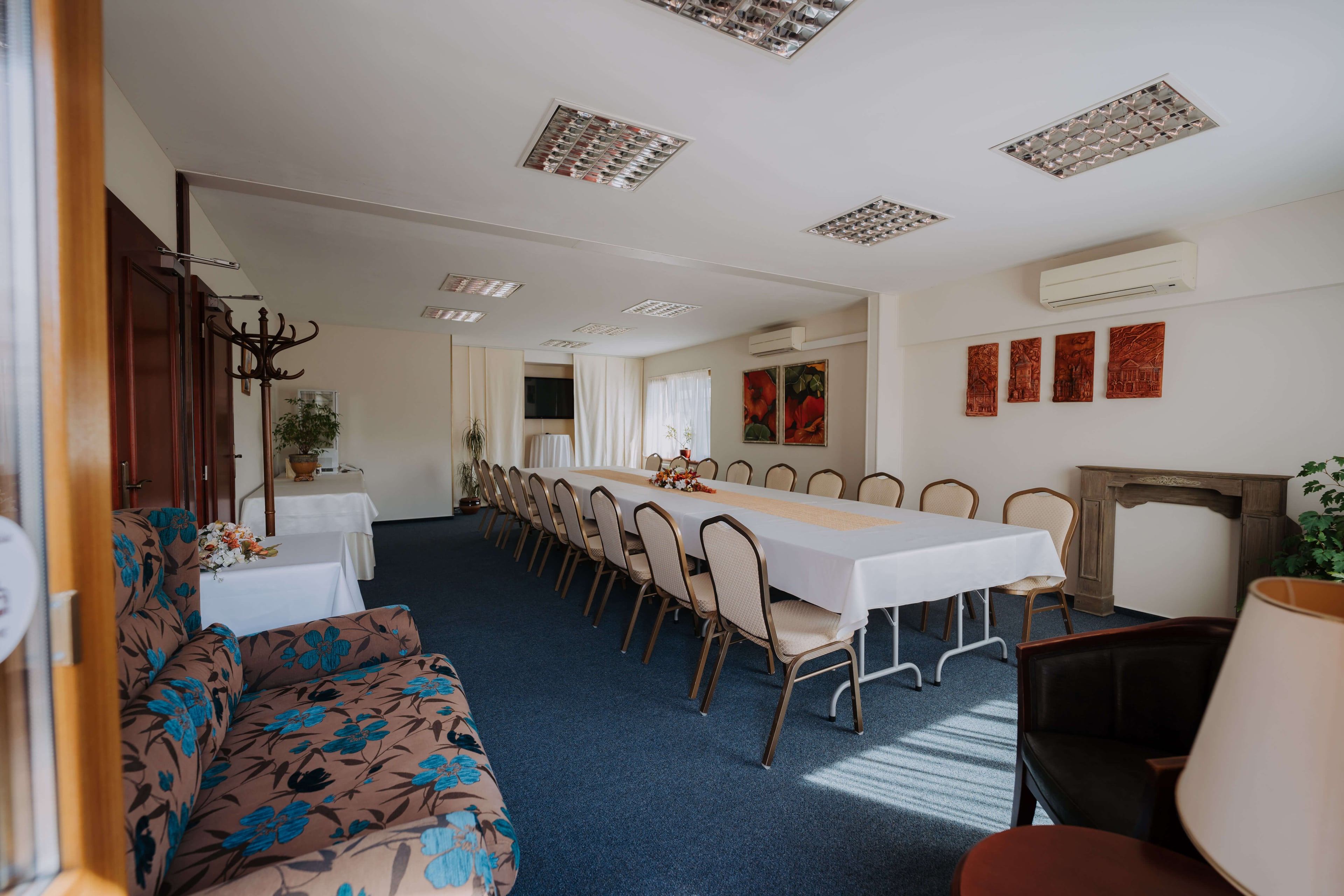 saloon rondo photo 5